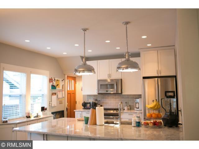 315 Busch Terrace - Photo 3 of 17