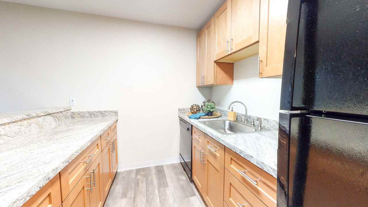 Pinewood Square Apartment Homes - Photo 7 of 32