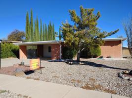 featured image of 316 W Via Bacanora #1