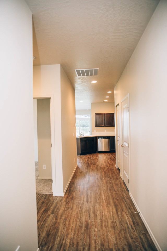 303 S Marigold Ln #1 - Photo 4 of 32