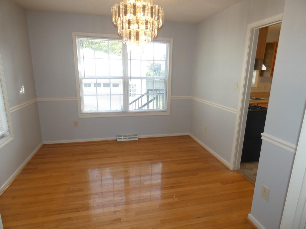2623 Van Buren St #A - Photo 5 of 50