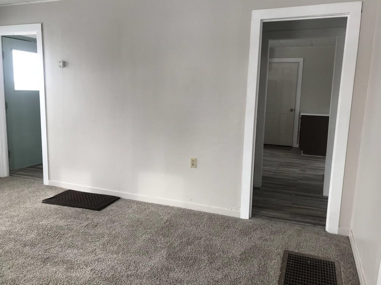 216 S Noble St #1 - Photo 4 of 20