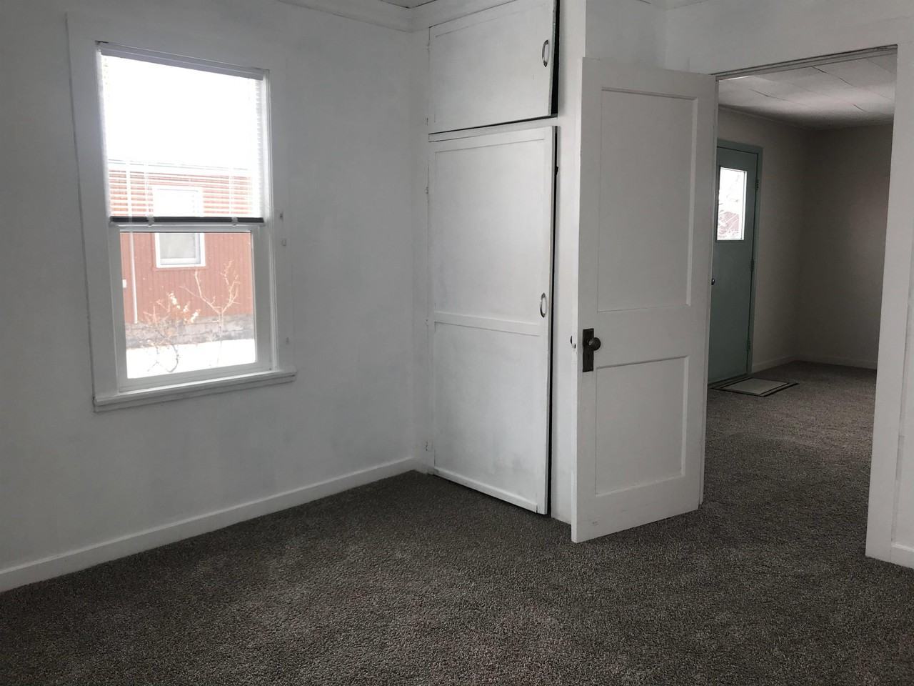216 S Noble St #1 - Photo 7 of 20