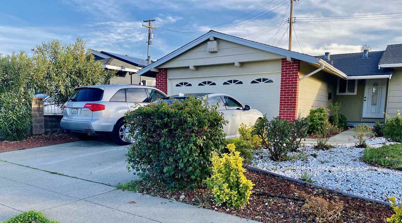 2642 Aborn Road - Photo 2 of 19