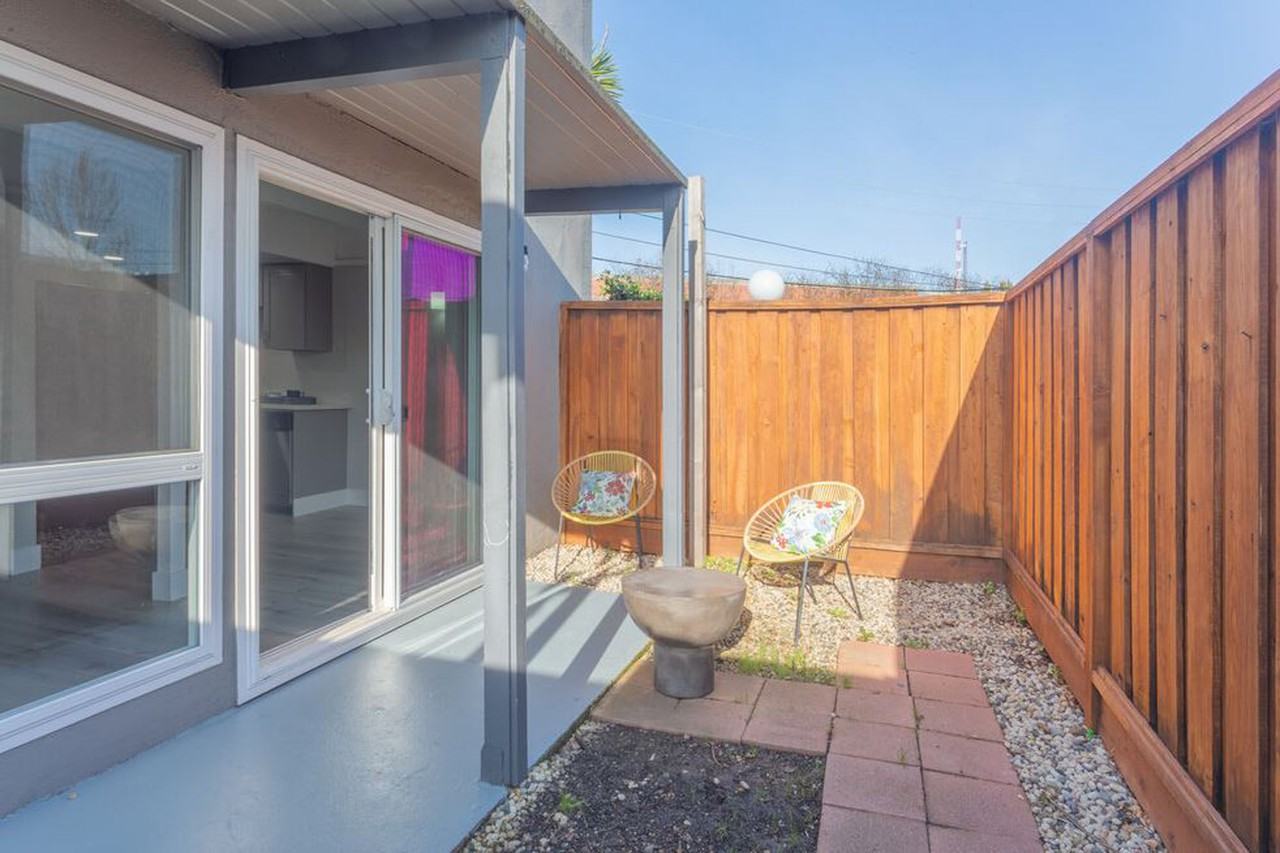 The Preston at Hillsdale - Photo 7 of 11