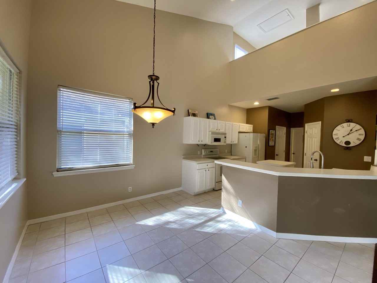 74 Burnt Pine Dr #1 - Photo 6 of 31