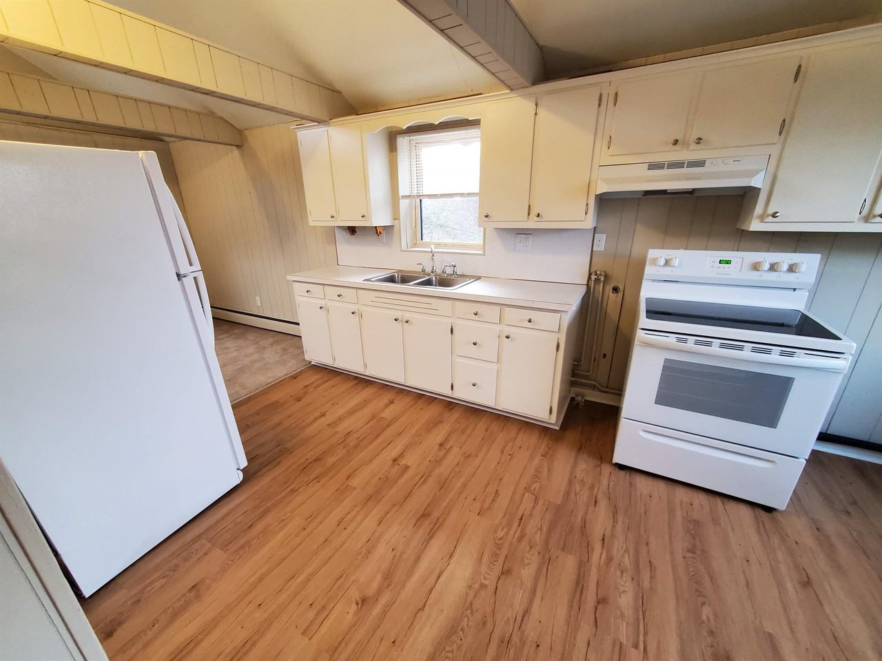 216 Ellwood Rd #1 - Photo 2 of 7