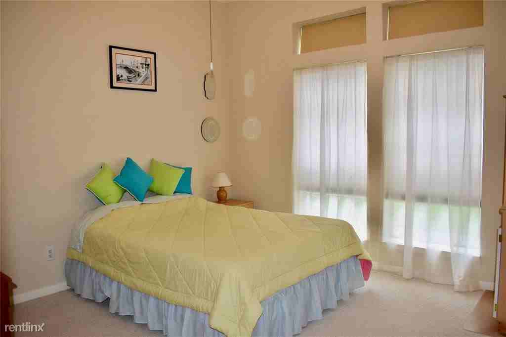 18 Crest Gate - Photo 3 of 5