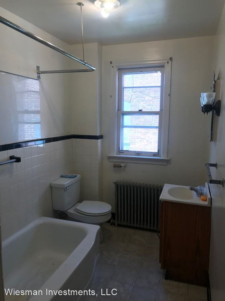 978-982 Wayne Ave. - Photo 3 of 6