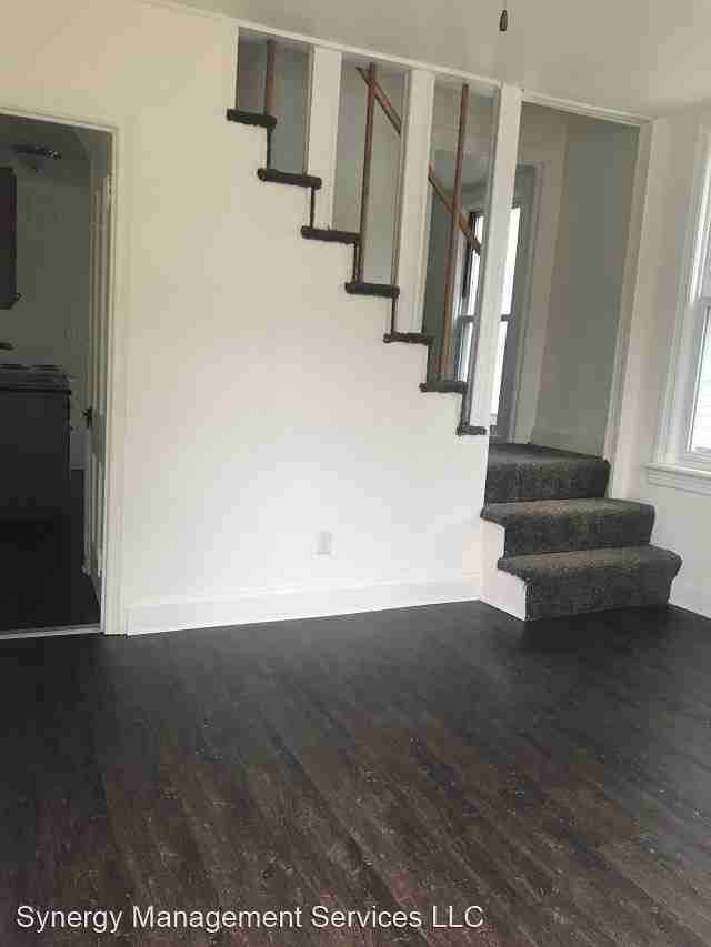 206-208 East Avenue - Photo 2 of 11