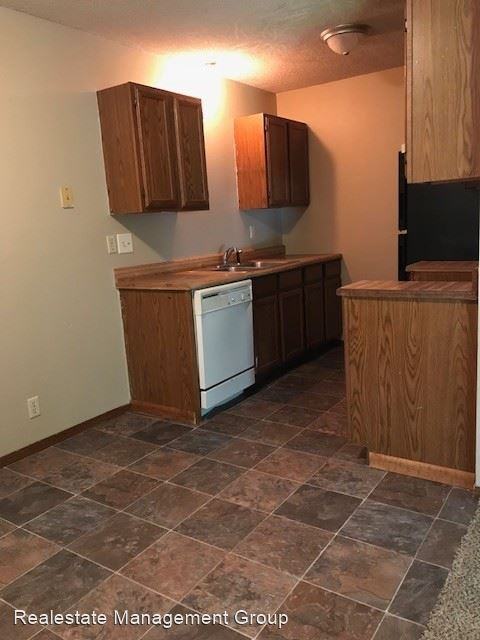 322 Harvest Ln - Photo 2 of 8