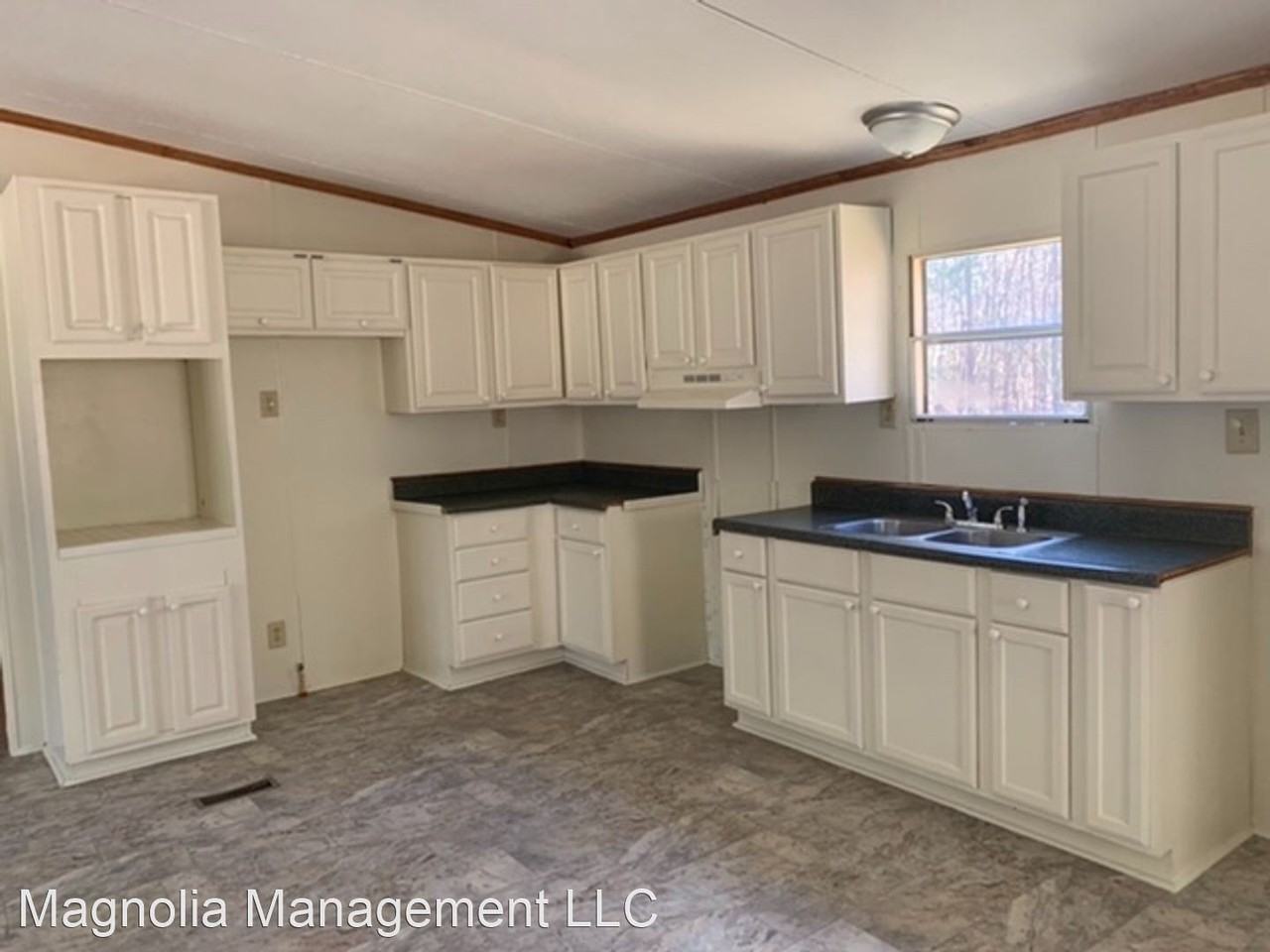 158 Mountain View Rd - Photo 3 of 10