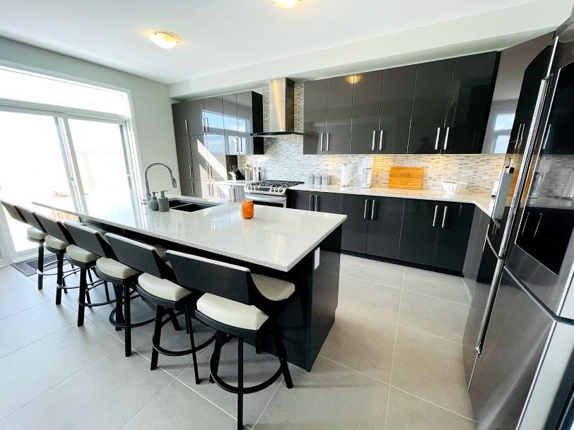 246 Aquarium Ave - Photo 2 of 12