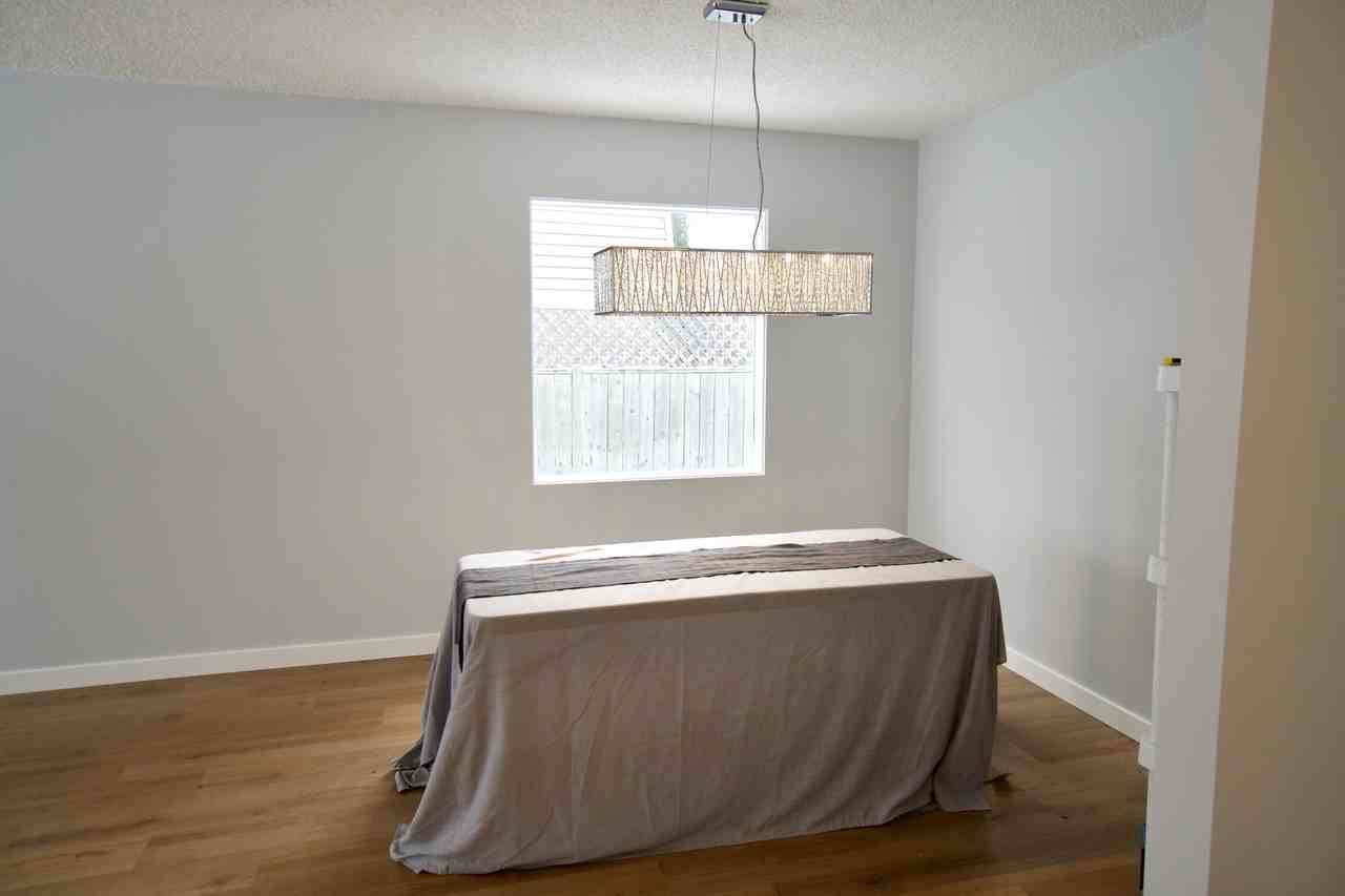 43 Inch Bay - Photo 3 of 7