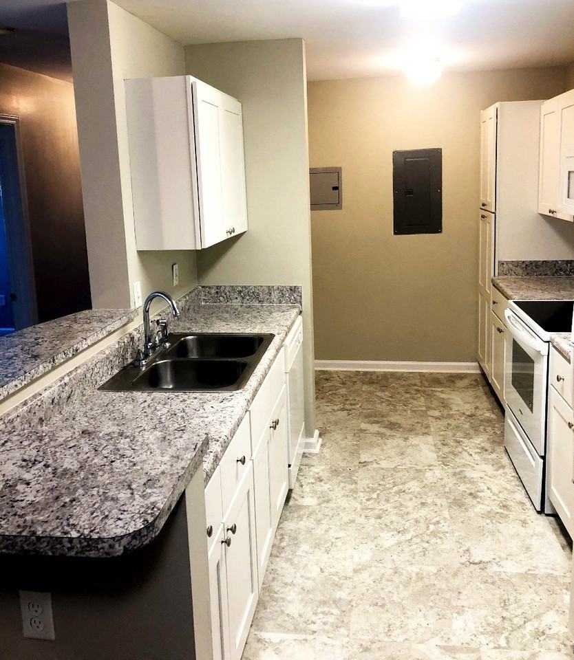 Residences at St George - Photo 3 of 19