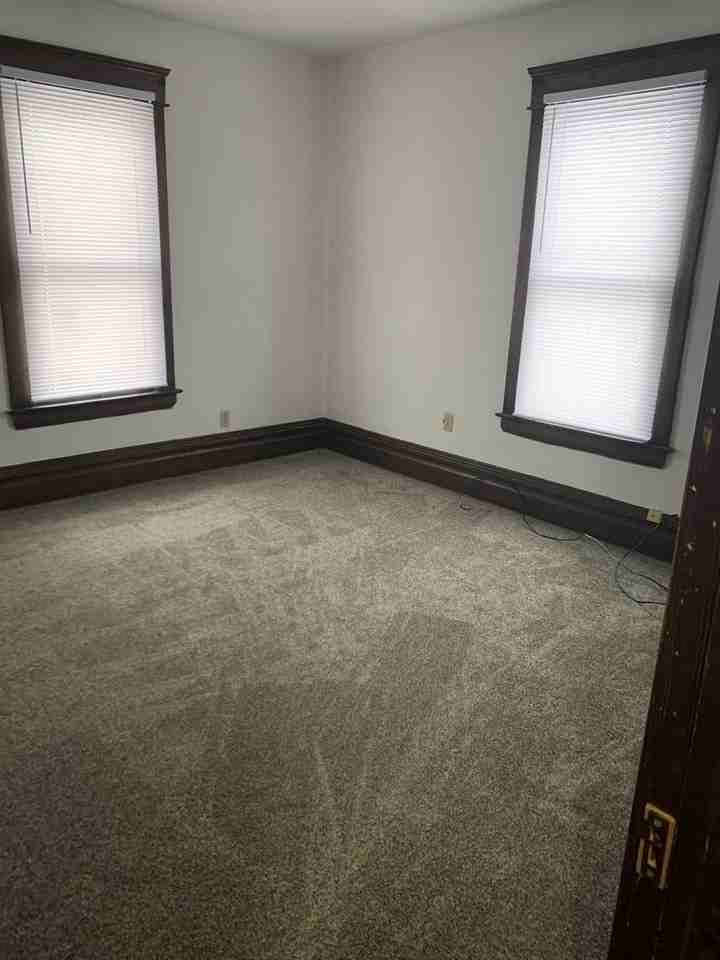 1208 25th Street - Photo 2 of 10