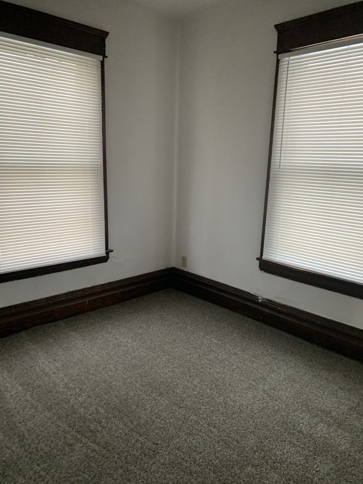 1208 25th Street - Photo 3 of 10