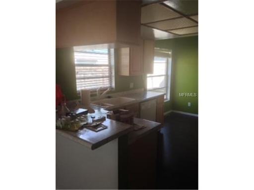 1963 Crown Park Dr - Photo 3 of 7