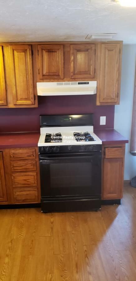 32 Curve St - Photo 3 of 11