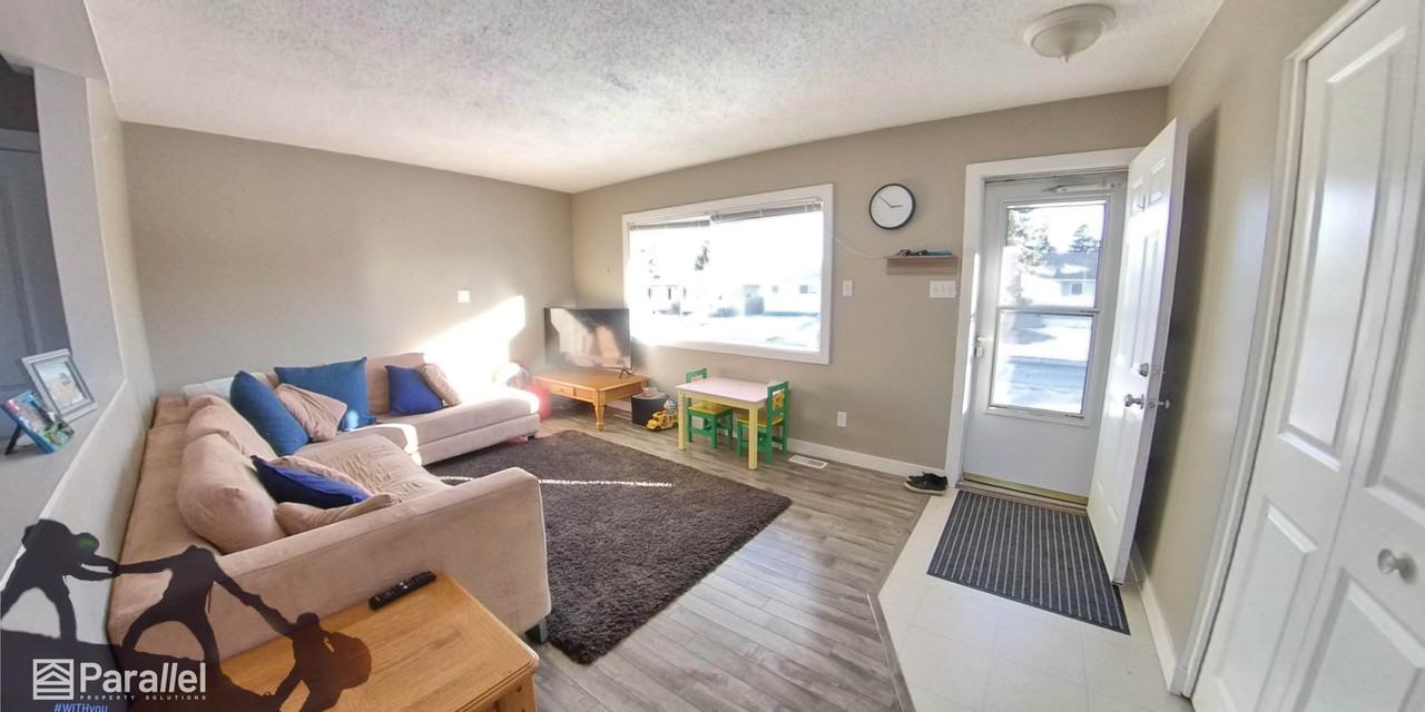 324 Greenfield Road Northeast - Photo 2 of 15