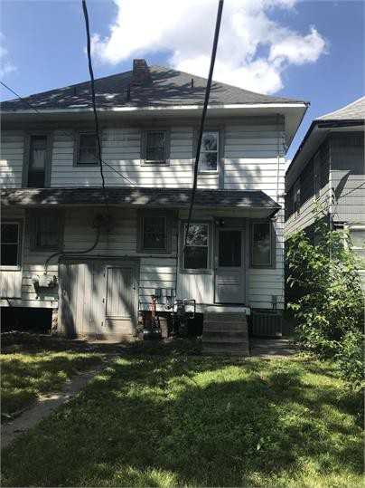 1220 S 9th St #1 - Photo 2 of 12