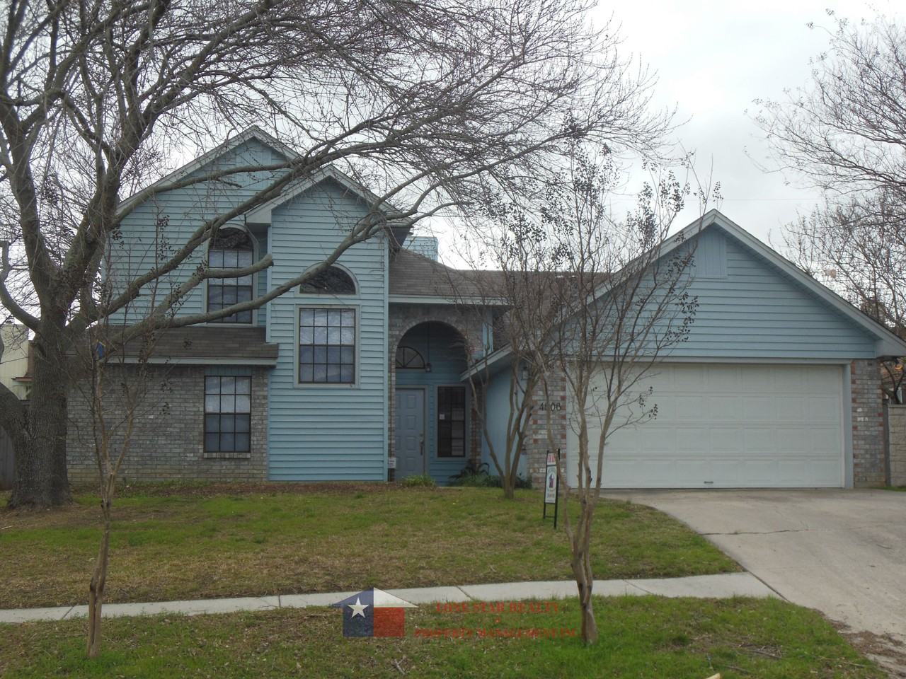 4806 Greenlee Drive - Photo 2 of 40