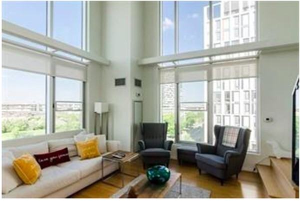 1 Earhart St Unit 306