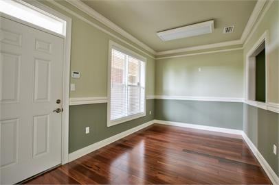 2236 2236 Capital Circle NEUnit 204 #204 - Photo 4 of 9