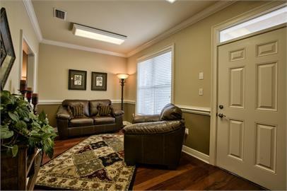 2236 2236 Capital Circle NEUnit 204 #204 - Photo 7 of 9