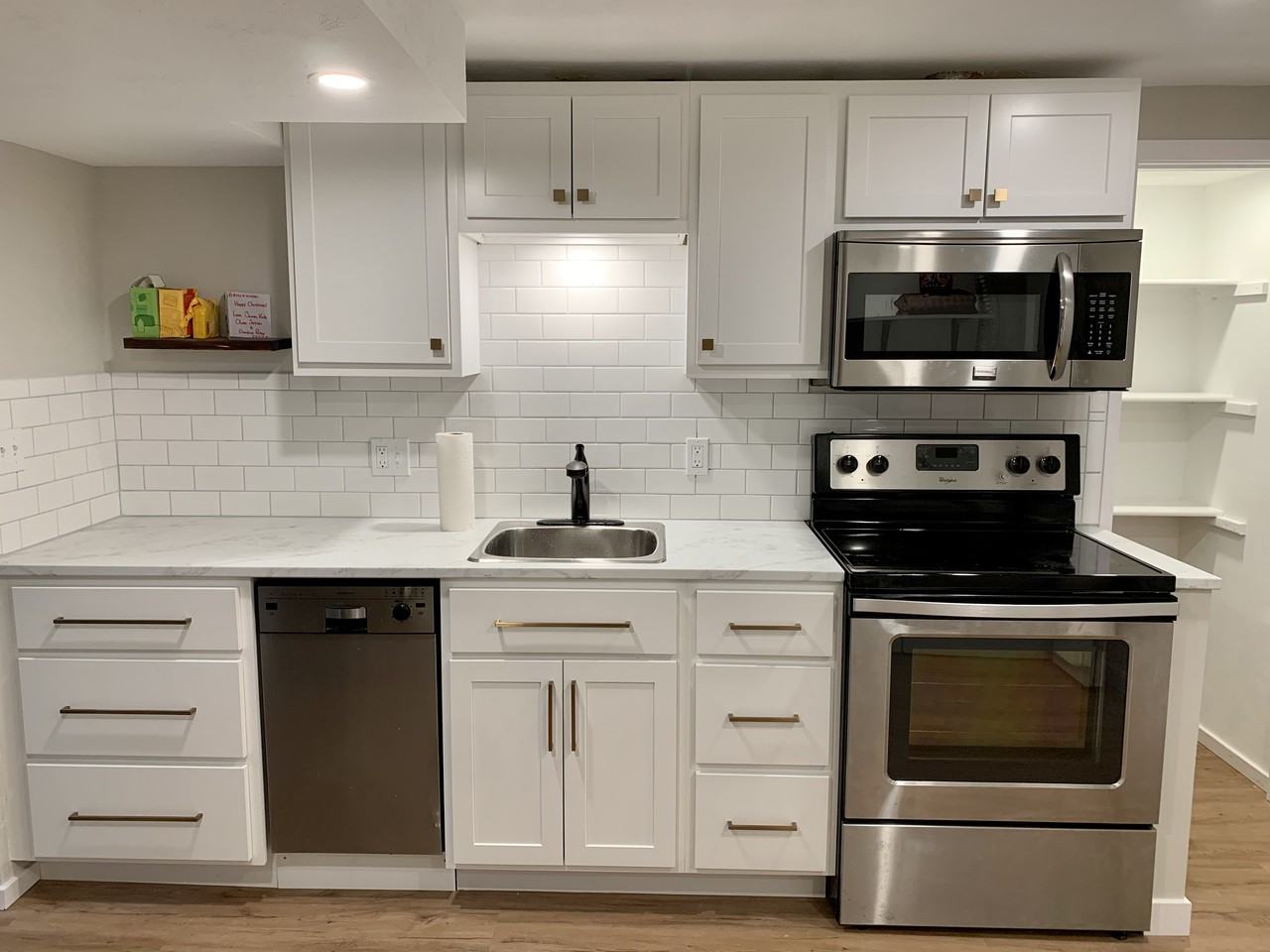 7489 Jay Ct - Photo 3 of 17