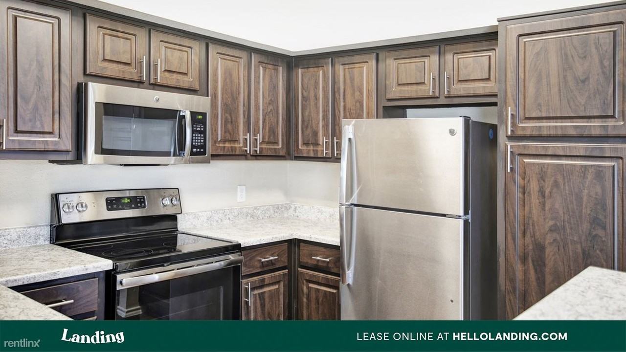 Landing Furnished Apartment Carlyle Place Apartments - Photo 3 of 50