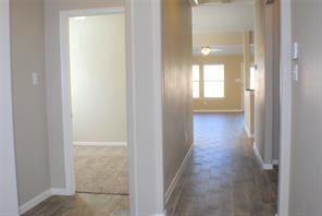 9111 9111 Bondbrook Bend Dr - Photo 2 of 10