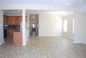 9111 9111 Bondbrook Bend Dr - Photo 3 of 10