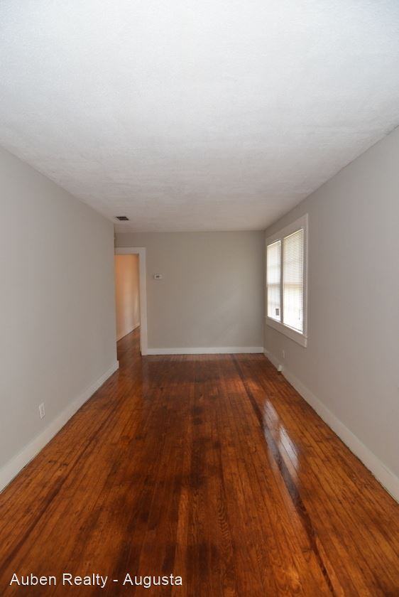 3029 Wrightsboro Rd - Photo 3 of 27