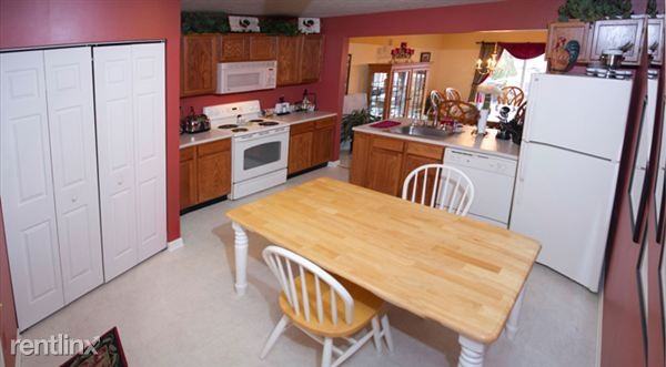 5016 Lea Dr - Photo 3 of 10