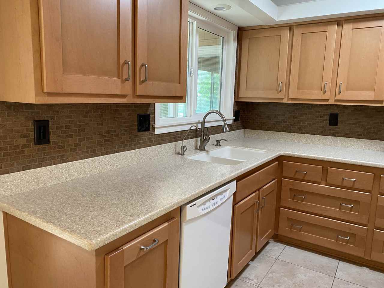 18218 N 125th Ave - Photo 5 of 28