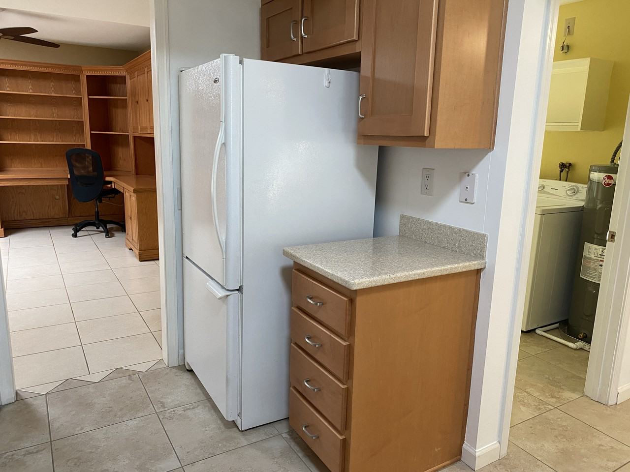 18218 N 125th Ave - Photo 7 of 28