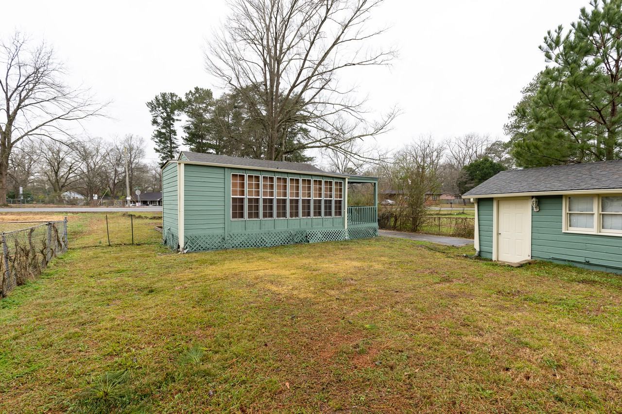 1647 Riderwood Trl - Photo 3 of 26