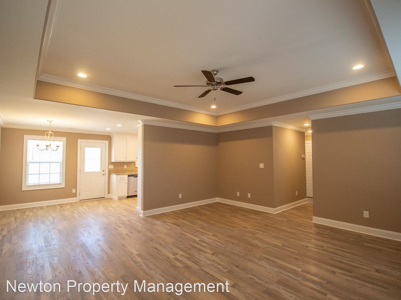 29366 Maddox St - Photo 2 of 18