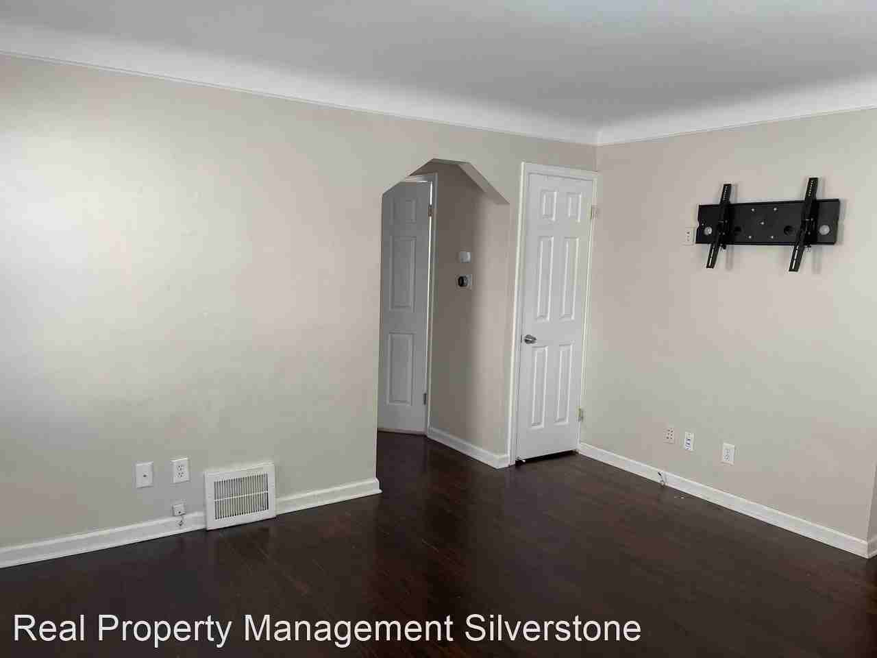 2664 Tyler Ave - Photo 3 of 29