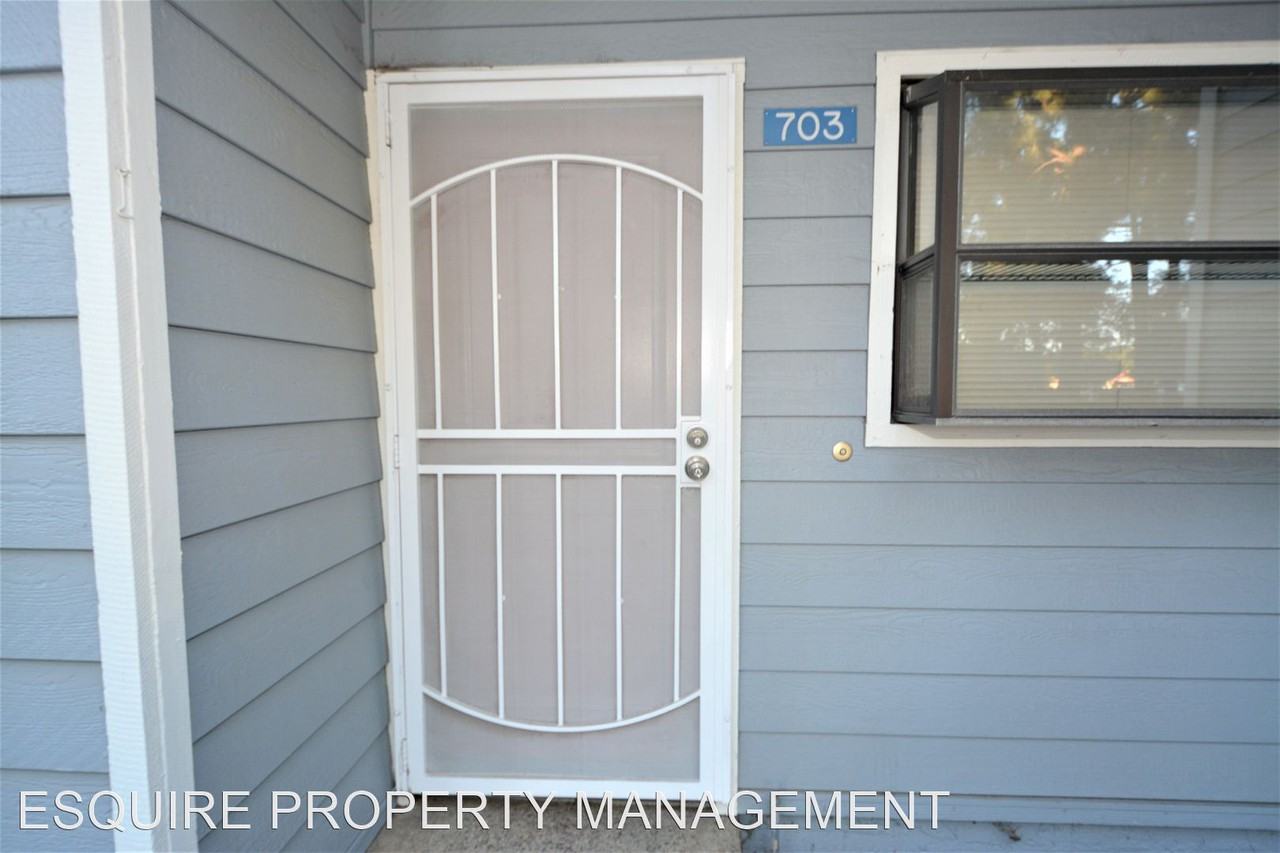 703 Arneill Rd - Photo 2 of 39