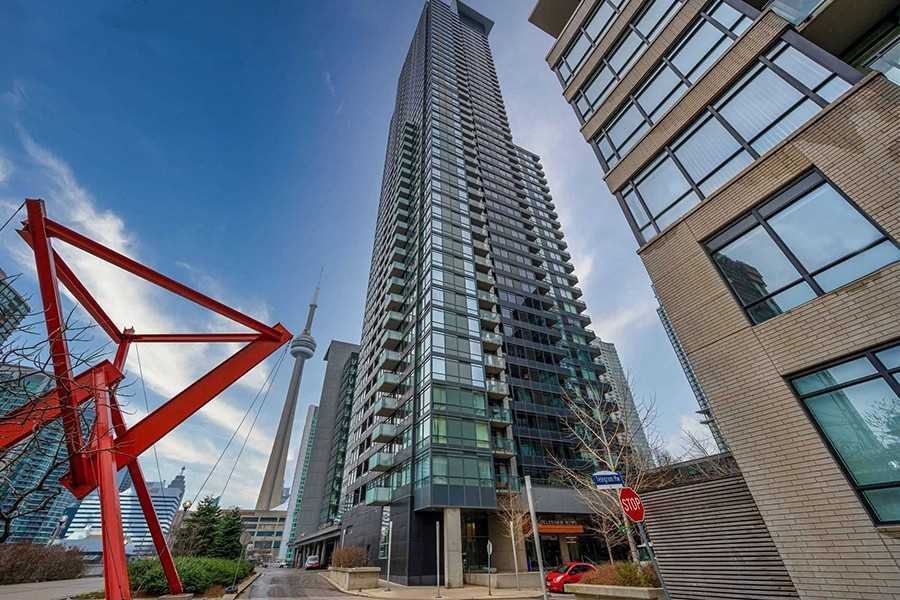 25 Telegram Mews #1915