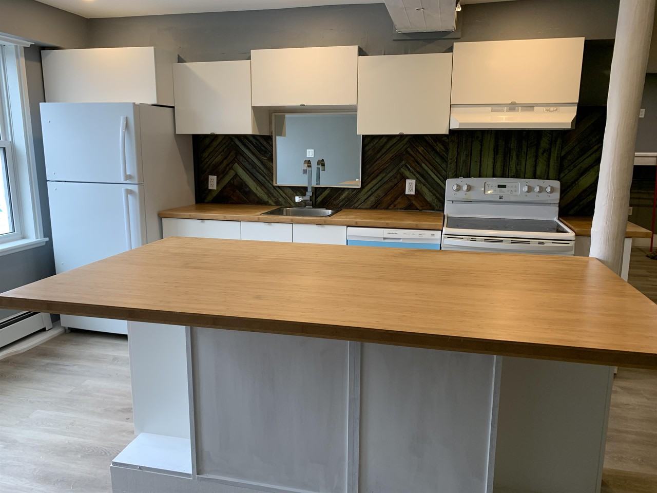 233 Flying Cloud Drive #B - Photo 3 of 19