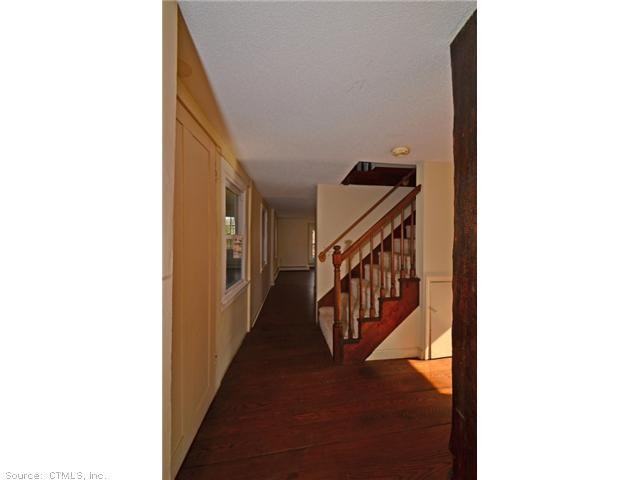 293 N Granby Rd - Photo 3 of 12