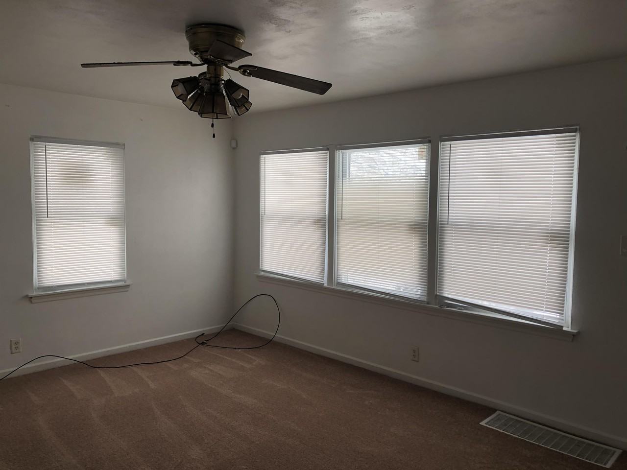 880 Idaho St #1 - Photo 2 of 9