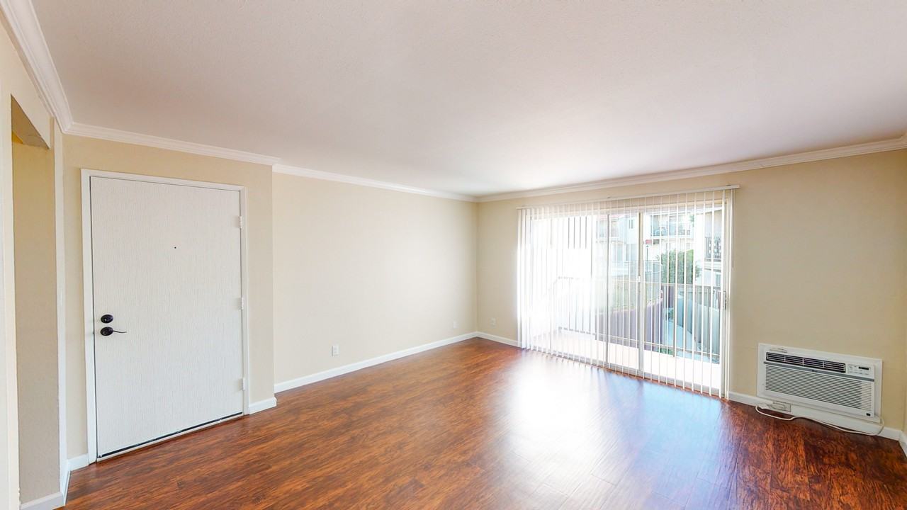 Hillside Village Apartments 4343 Ocean View Blvd, La Crescenta