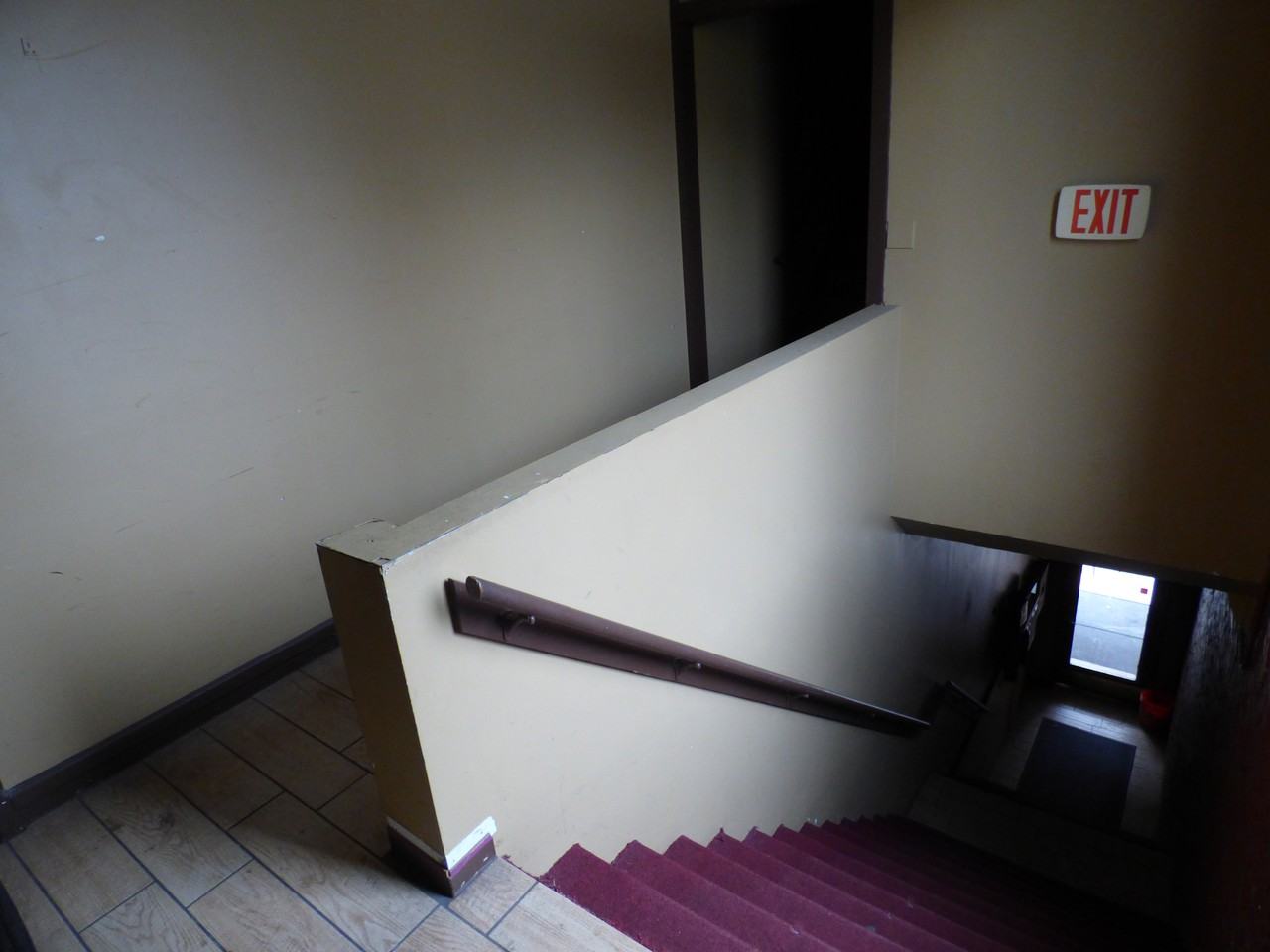 211 Worthington Street - Photo 2 of 17