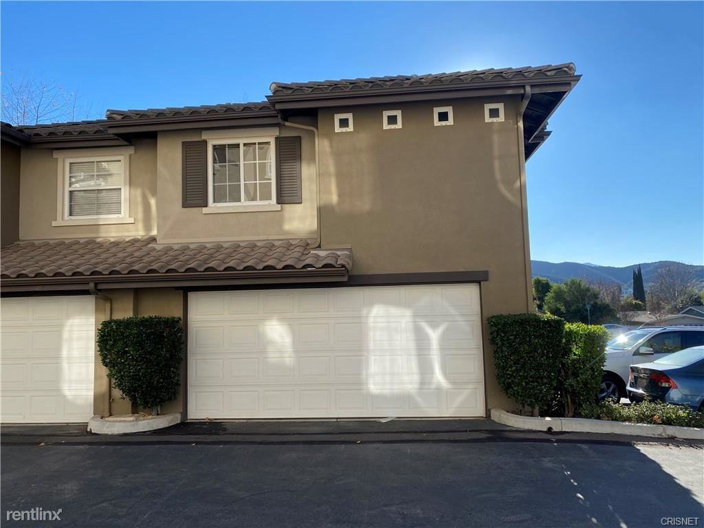 308 Eric Pl - Photo 3 of 10