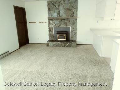 6325 Christy Ave Ne - Photo 3 of 13