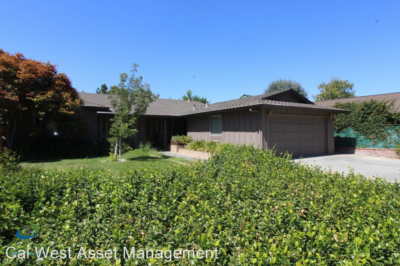 1261 Avis Dr - Photo 2 of 19